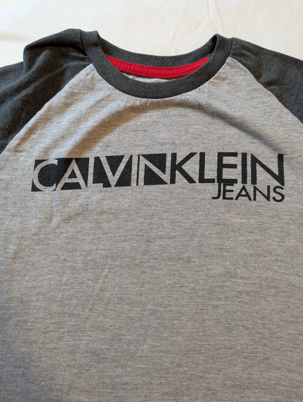 Boys Calvin Klein Long Sleeve T Shirt Size 7